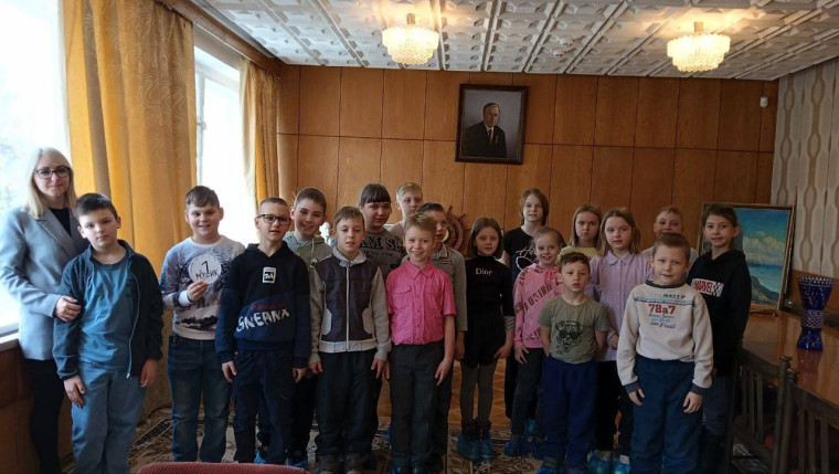 Воспитанники школьного лагеря побывали в музее «Спасское» им. В.А. Стародубцева.